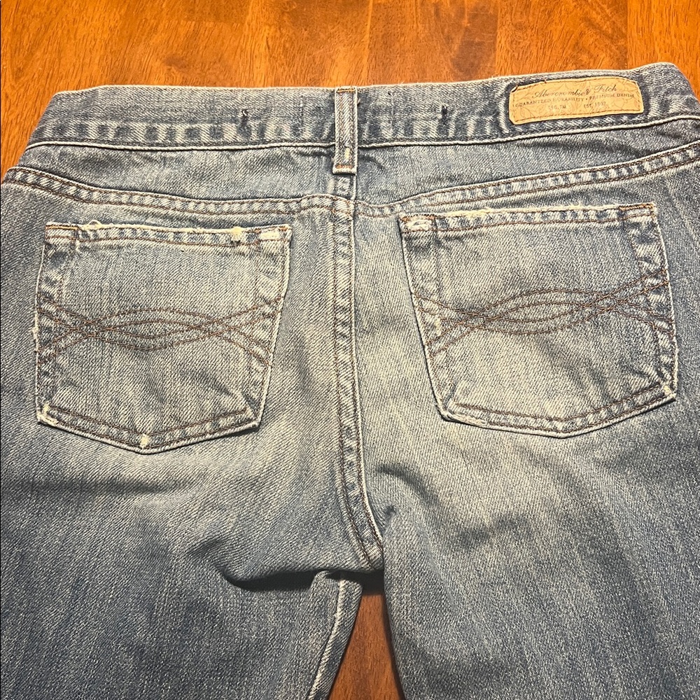 Y2K Abercrombie Low-Rise Cropped Jeans Size 4 - Picture 10 of 16